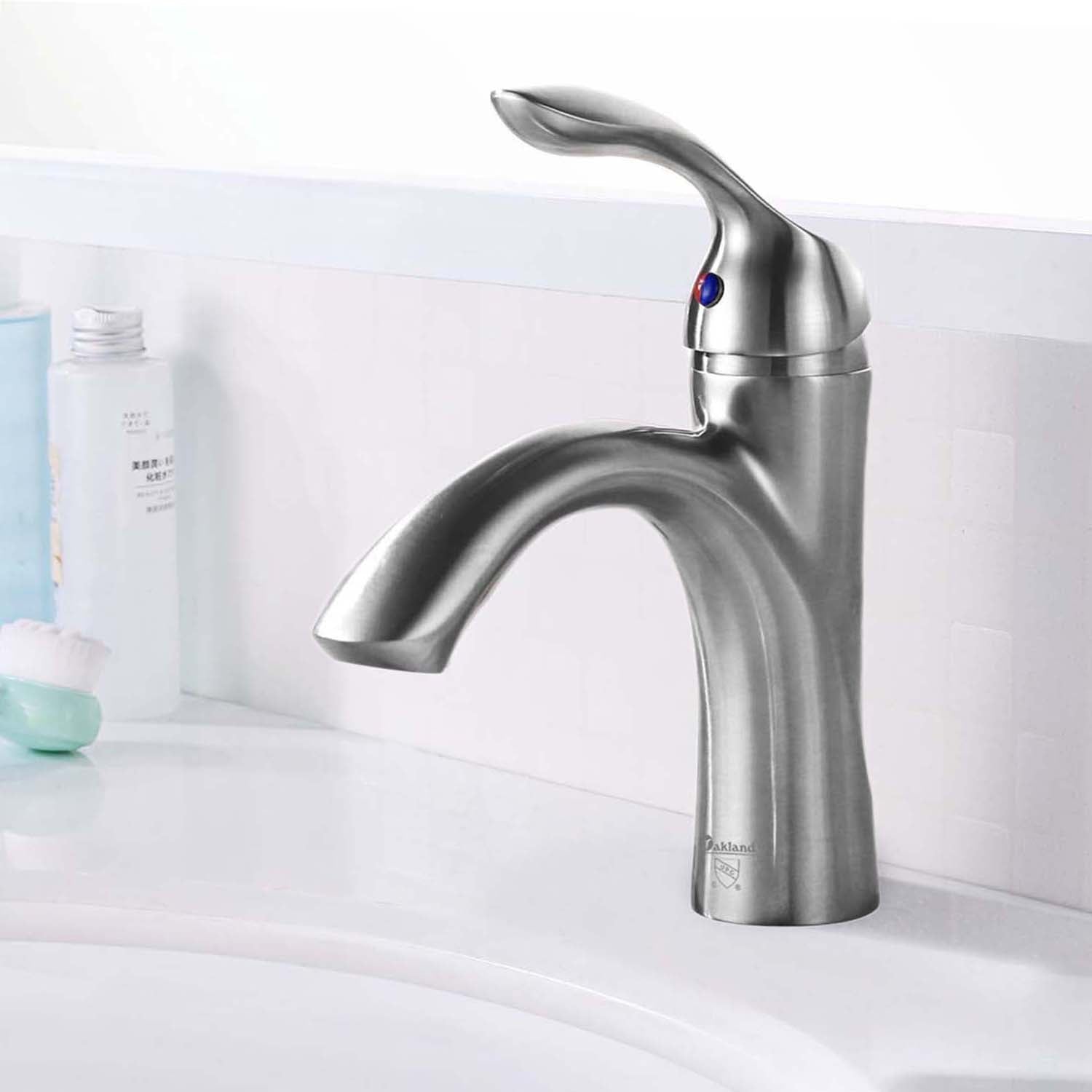 Single handle Bathroom Faucet with Pop Up Drain