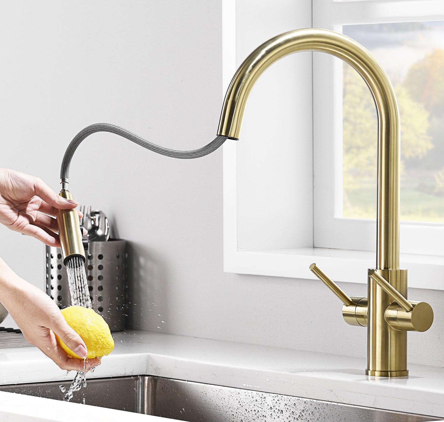 Two Handles Pull Down Sprayer Kitchen Faucet with 2 Function