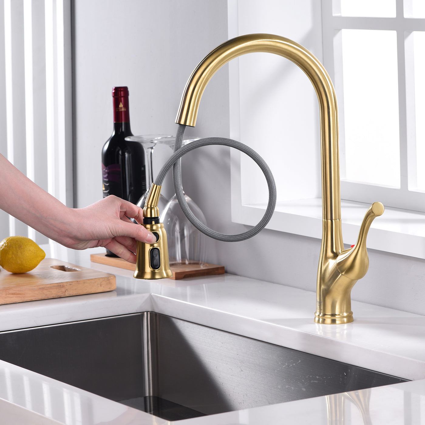 Single Handle Pull Down Sprayer Kitchen Faucet with 3 Function